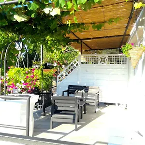 Sun House Appartamento Brzac